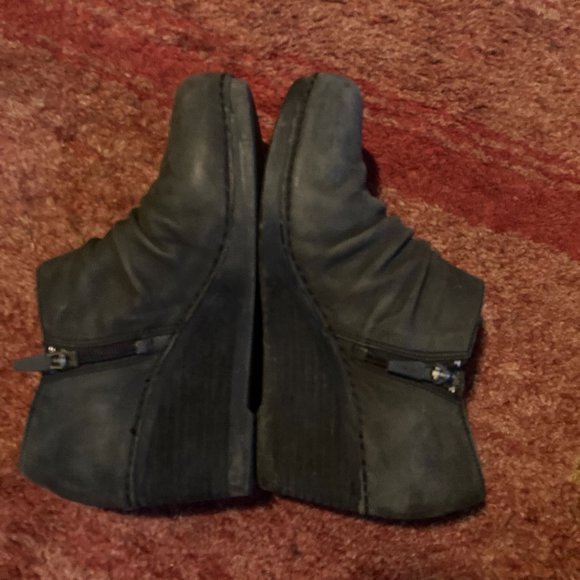 Women's Dansko Sheena Slouch Bootie Size 36 - Picture 2 of 6